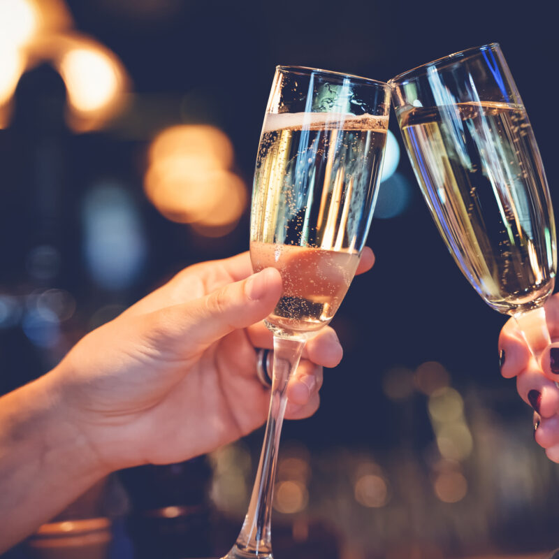 How to give a powerful wedding toast