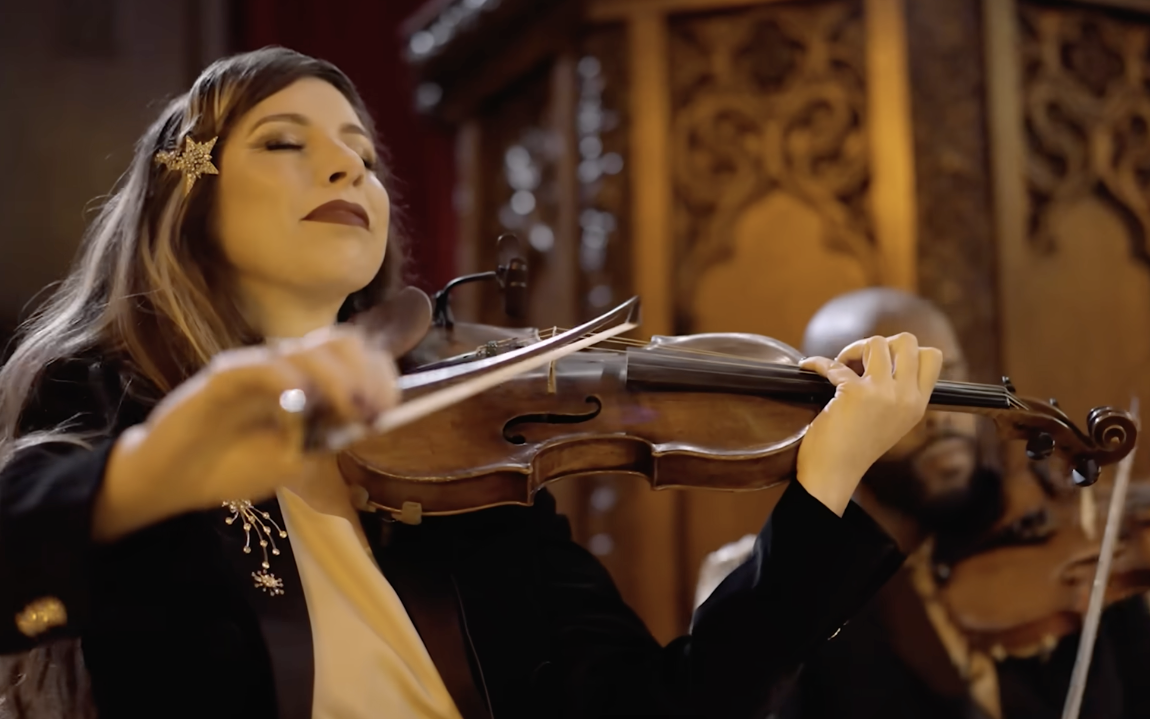 Highbrow popular music for the cocktail hour